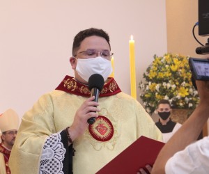 Primeiro Dia da Novena do Sagrado Coração de Jesus 2020