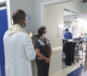 Arquidiocese leva conforto e esperança a pacientes da covid-19
